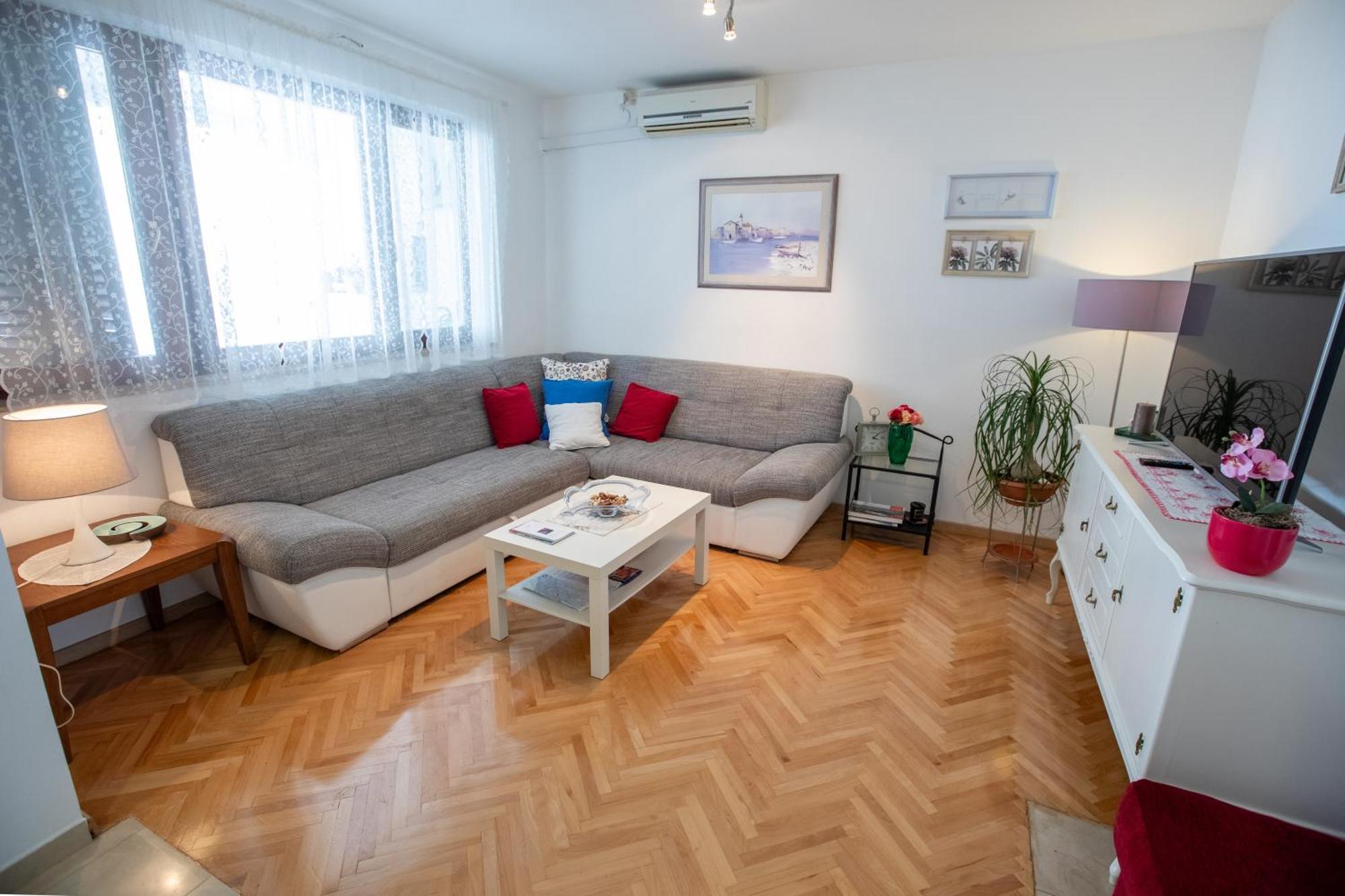 Apartment Gloria Podstrana Exterior foto